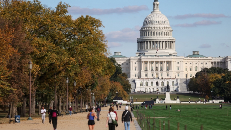 "Cú hích" từ chiến thắng của Đảng Dân chủ có đủ sức mở lại chính phủ Mỹ?